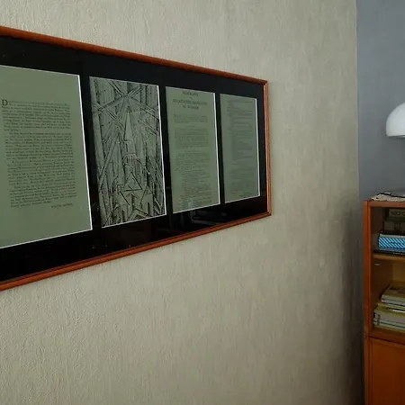 Hiker's Bauhaus Style Apartman *